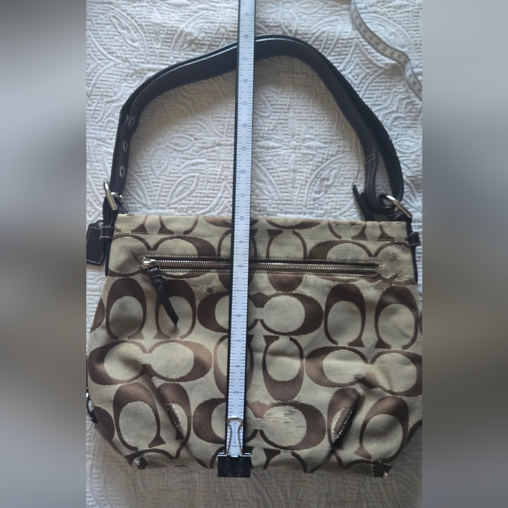 Coach Signature Canvas Crossbody Bag in Khaki/Brown - Picture 2 of 9